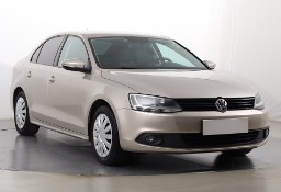 Volkswagen Jetta VI , Klima, Tempomat, Parktronic