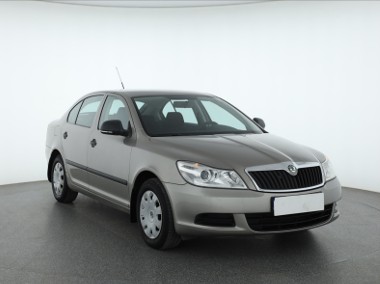 Skoda Octavia II , Salon Polska, Klima, Parktronic-1