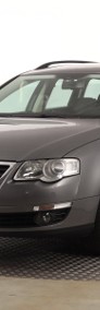 Volkswagen Passat B6 , Navi, Klimatronic, Tempomat, Parktronic,ALU-3