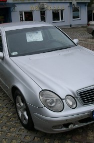 Mercedes-Benz Klasa E W211 Mercedes E 220-2