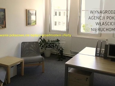 Powierzchnie biurowe przy wjeździe do Piaseczna od 17,5 m2-1
