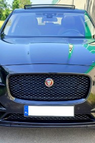 Jaguar F-Pace-2