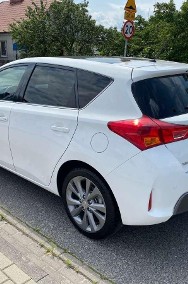 Toyota Auris II-2