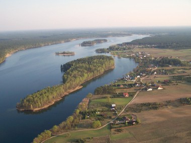 Domek Letniskowy z dostępem doJeżiora pomost  oraz łódka  10 miejs Jezioro Serwy-1