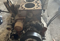 New holland silnik Model: F4DE9687 , model type: 667TA , części blok wał głowica korbowód
