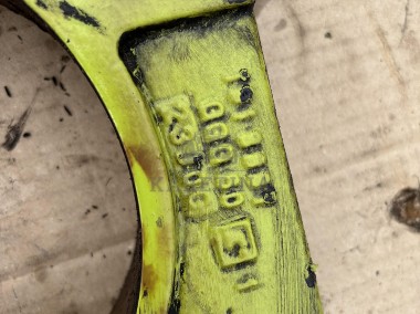 Claas Jaguar 970 - obudowa łożyska mocowanie-1