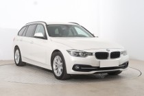 BMW SERIA 3 V (F30/F31/F34) BMW SERIA 3 , Serwis ASO, Automat, VAT 23%, Skóra, Navi, Klimatronic,