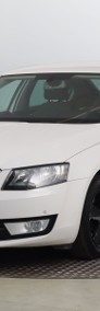 Skoda Octavia III , Salon Polska, Klimatronic, Tempomat, Parktronic-3