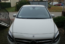 Mercedes-Benz Klasa B W246 salonowy sam parkuje