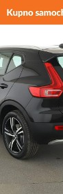 Volvo XC40 MomentumPro automat AWD D4 skóra navi kamera grz. fotele LED tempoma-4