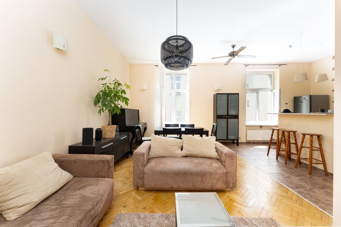 Mieszkanie do wynajęcia, 79 m² Stare Miasto, Topolowa