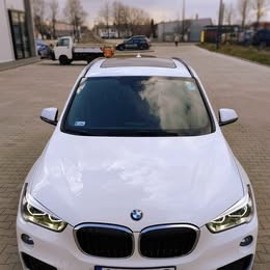 BMW xDrive20d M LINE 192 KM Napęd 4x4 Poj sil 1 995 cm3 Hak holowniczy
