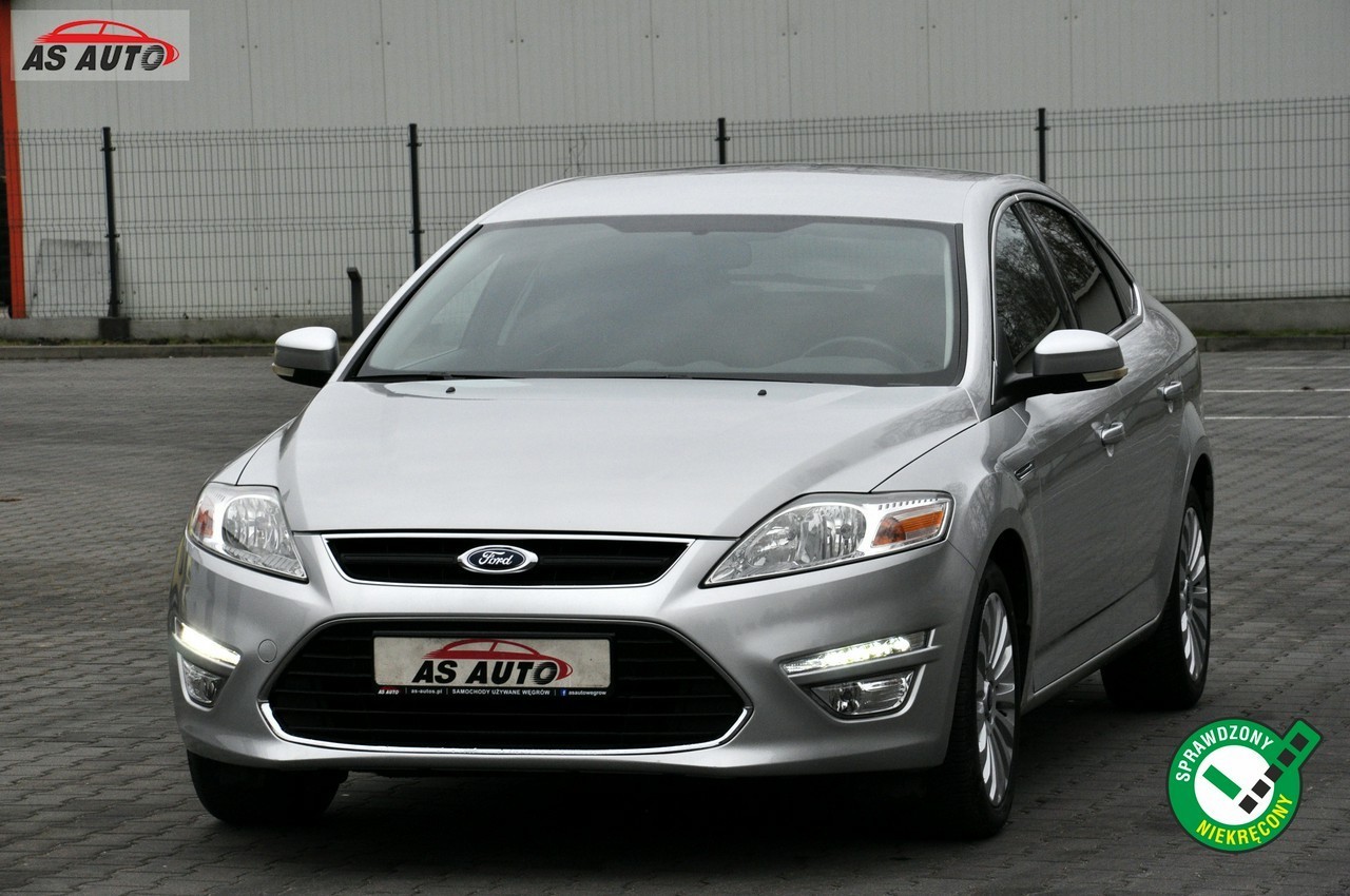 Ford Mondeo VII 2,0i 145KM Titanium/Sony/Ledy/PDC/Alufelgi/Nowe opony/