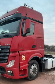 Mercedes-Benz Actros-2