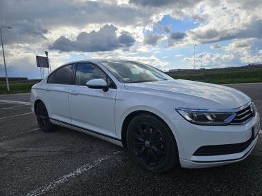 STAN IDEALNY PASSAT Biały Diesel przebieg 90000km od kobieta-1