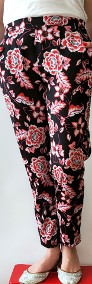 Nowe spodnie Guess S 26 XS satyna czarna różowe kwiaty na lato-3