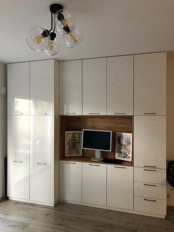 Obozowa 114 - zadbana kawalerka z balkonem, wynajęta za 2500/mc