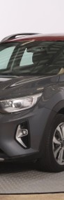 Kia Stonic , Serwis ASO, VAT 23%, Klimatronic, Tempomat, Parktronic,-3