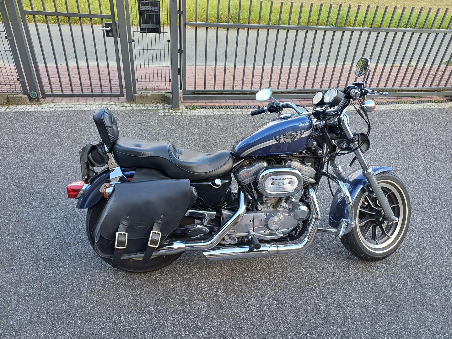 Harley-Davidson Sportster Hugger 883