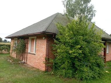 Ładny murowany domek w okolicach Zbiornika Jeziorsko-1