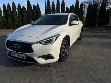 Q30 wersja europejska, stan bardzo dobry-Okazja -1