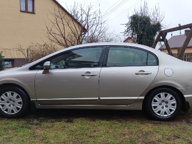 140KM Sedan 2007 rok, skrzynia 6-biegowa + komplet alufelg-1