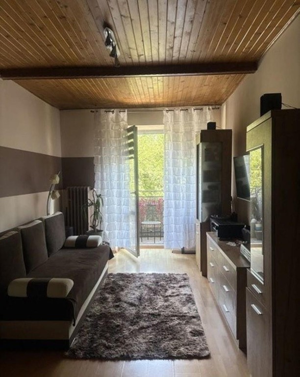 NOWA HUTA/STARA HUTA 2 POKOJE,BALKON,WINDA.