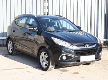 Hyundai ix35 , Salon Polska, Serwis ASO, GAZ, Automat, Skóra, Klimatronic,-1