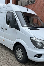 Mercedes-Benz Sprinter-2