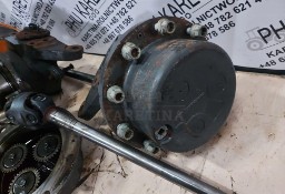 Renault Arez 735 Rz zwolnica zwrotnica Piasta Półoś