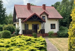 dom wolnostojący na dużej działce w miejscowości Ułęż