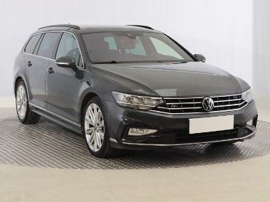 Volkswagen Passat B8 , 200 KM, Automat, Skóra, Navi, Klimatronic, Tempomat,-1