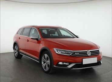 Volkswagen Passat B8 , Salon Polska, Skóra, Navi, Klimatronic, Tempomat,