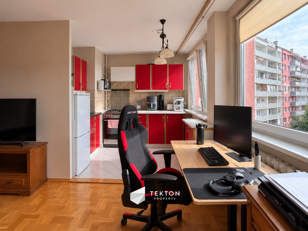 2 pokoje | Balkon | Osobna kuchnia | 32,3 m²