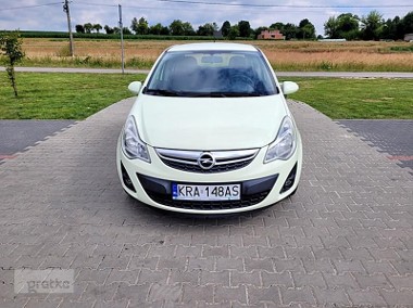 Opel Corsa D 1.2 16V Essentia-1