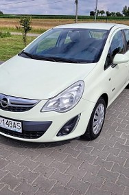 Opel Corsa D 1.2 16V Essentia-2