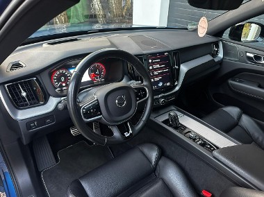 Volvo XC60 II XC60 R-design 2.0D5 235KM Automat Navi Kamery360 Panorama HAK Harman-1