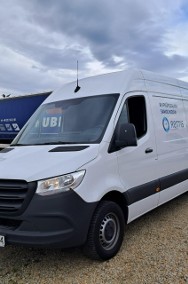 Mercedes-Benz Sprinter-2