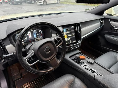 Volvo V90 II Volvo V90 2.0-198KM Lift Bogate wyposażenie Okleina- kolor czarny-1