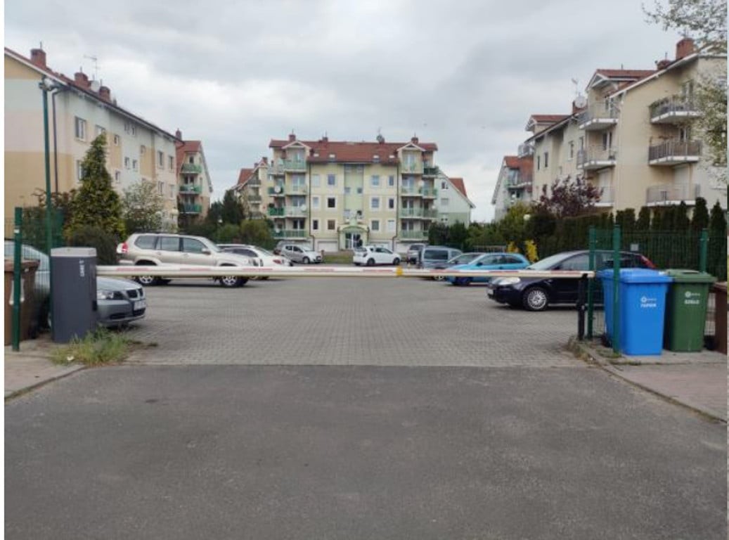 działka lub grunt na sprzedaż