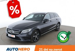 Mercedes-Benz Klasa C W205 FV23 2.0D Automat AMG Line Navi GrzaneFotele Lane Assist Distronic L