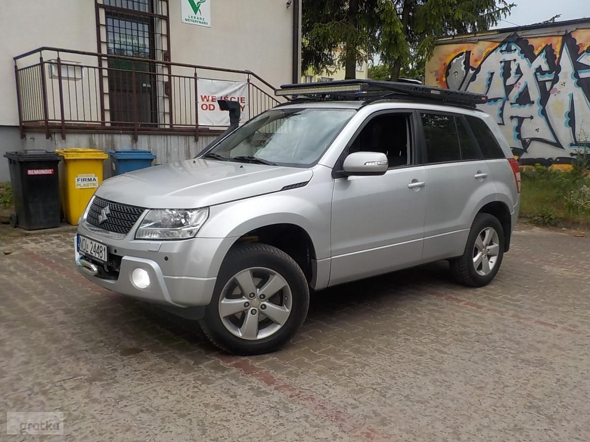 Suzuki Grand Vitara II OFF ROUDUSalon pl. stan b. dobry4X4wyciągarka2.4 De Luxe