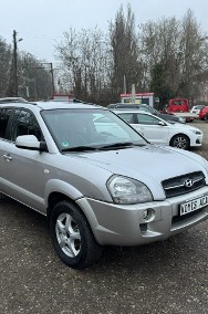 Hyundai Tucson 2.0i-141km-2WD-Serwisowany-1-Właściciel-Skórzana tapicerka-Klimatron-2