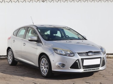 Ford Focus III , Klimatronic, Tempomat, Parktronic, Podgrzewane siedzienia,-1