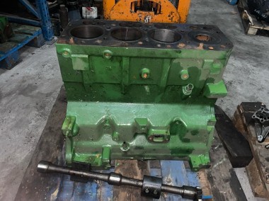 John Deere 6110 6410 - blok silnika R115081-1