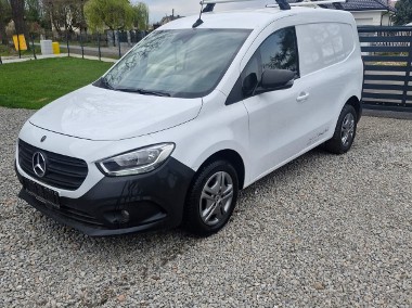 110CDI 2024 3 osoby 33000km-1