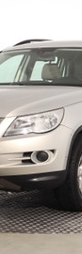Volkswagen Tiguan , Navi, Klimatronic, Parktronic, Dach panoramiczny,ALU-3