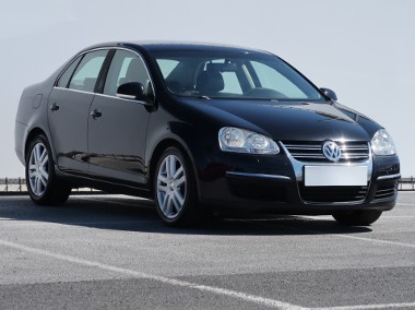 Volkswagen Jetta V , Klimatronic, Tempomat, Parktronic, Podgrzewane siedzienia,-1