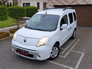 1,6 16V 106PS 5-osobowy NAVI...