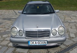 Mercedes-Benz Klasa E W210 MERCEDES E-240